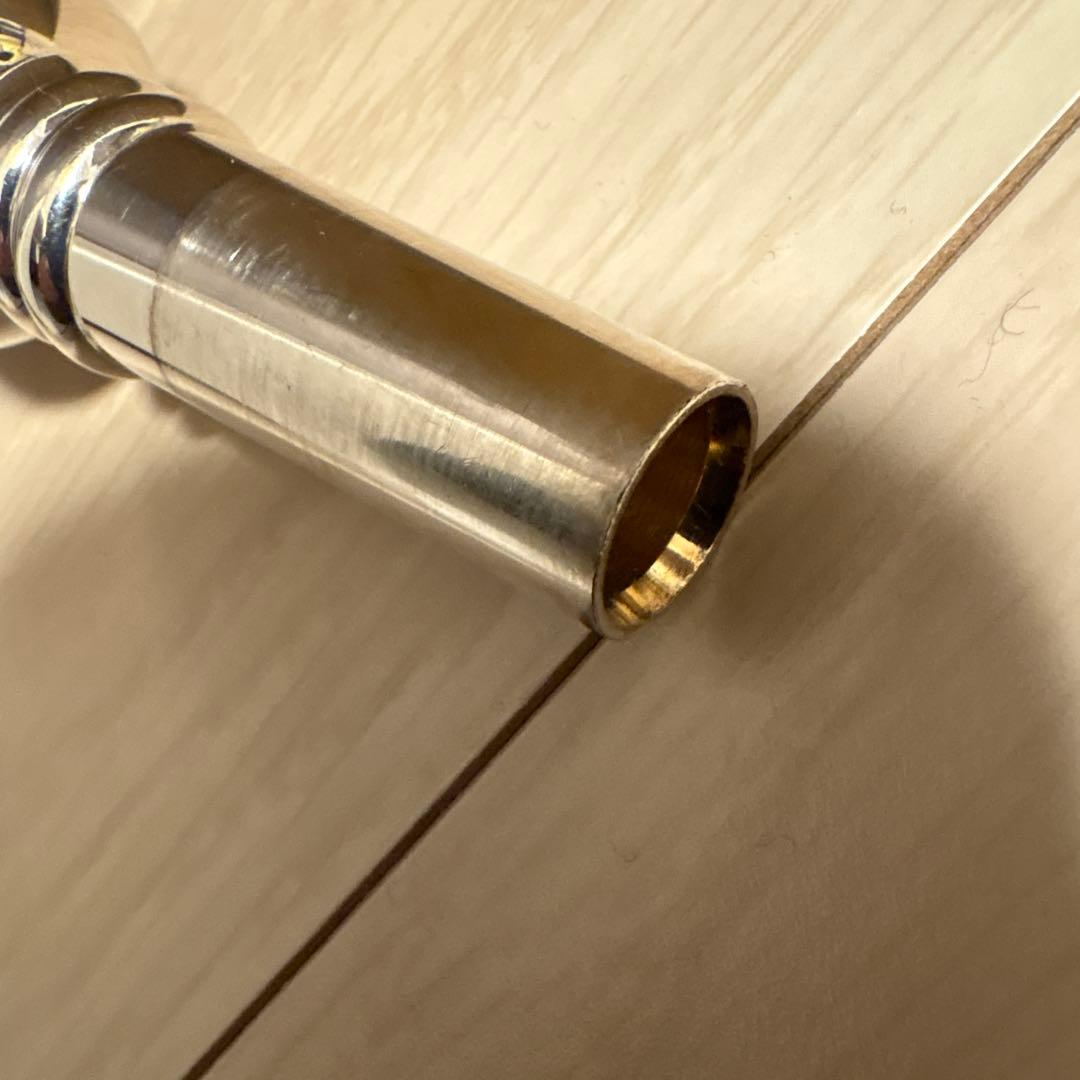 トロンボーン・ユーフォニアム用太管マウスピース　シルキー51D　リム、インナー金