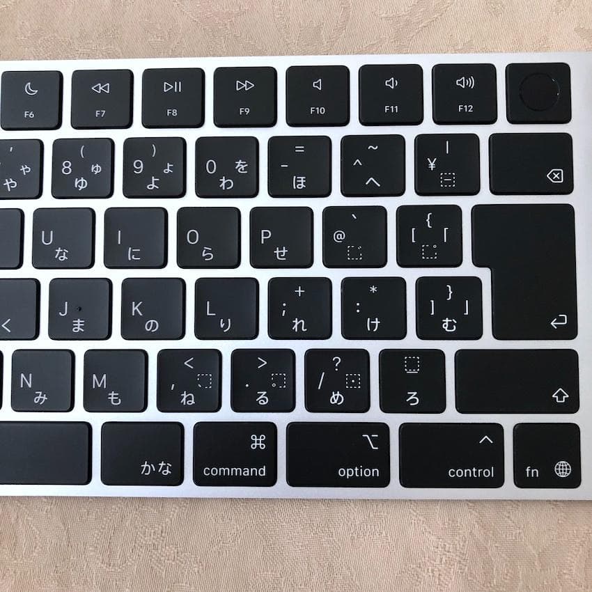 極上優良品｜USB-C｜ブラック｜Touch ID｜Magic Keyboard