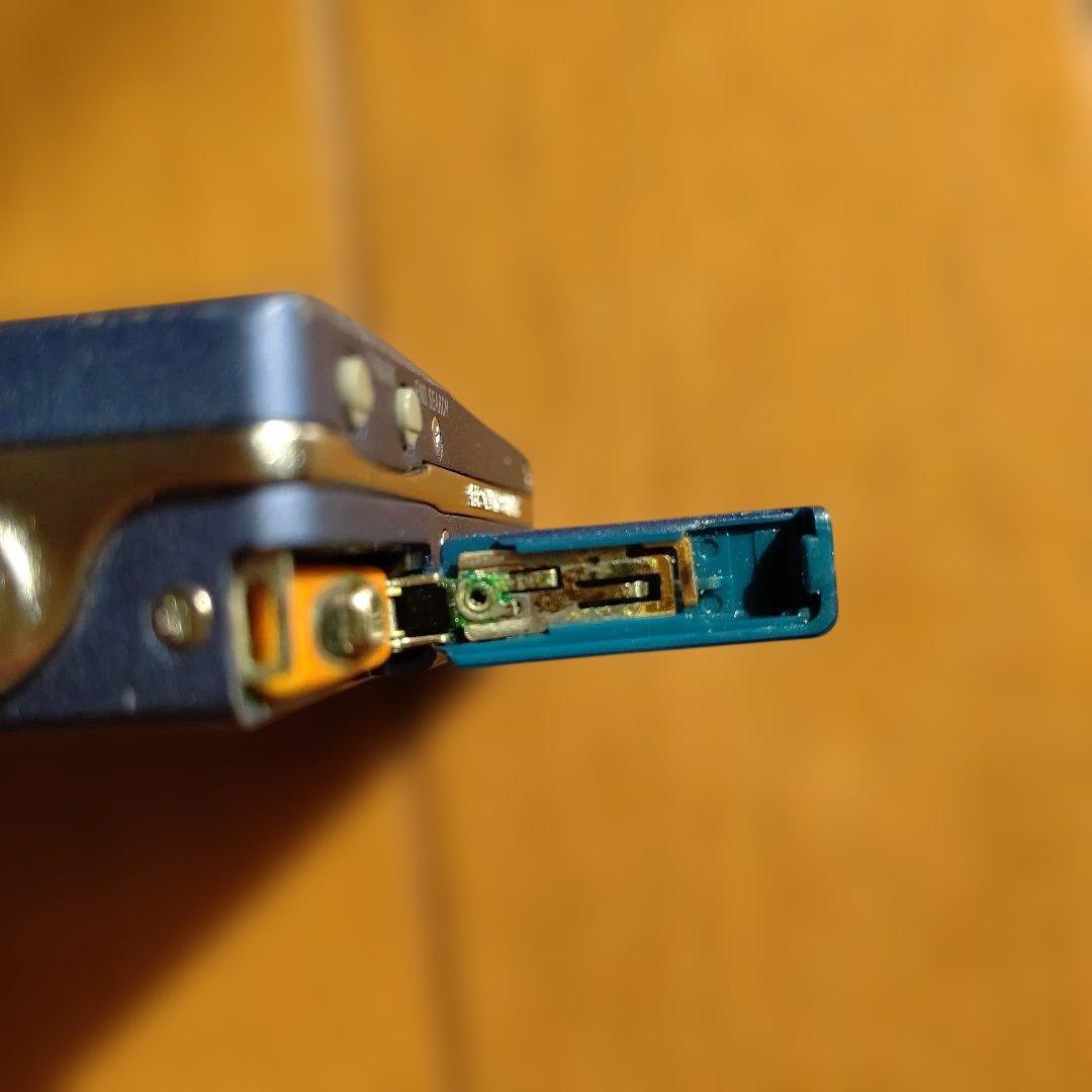 SONY ポータブルMDヘッドホンレコーダー MD-R909