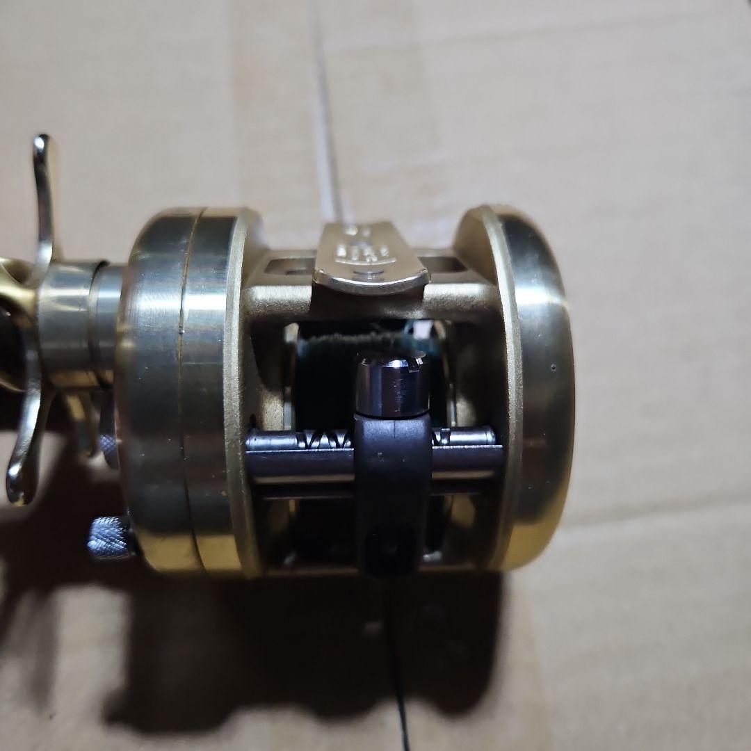 v*e様 SHIMANO CALCUTTA リール ゴールド