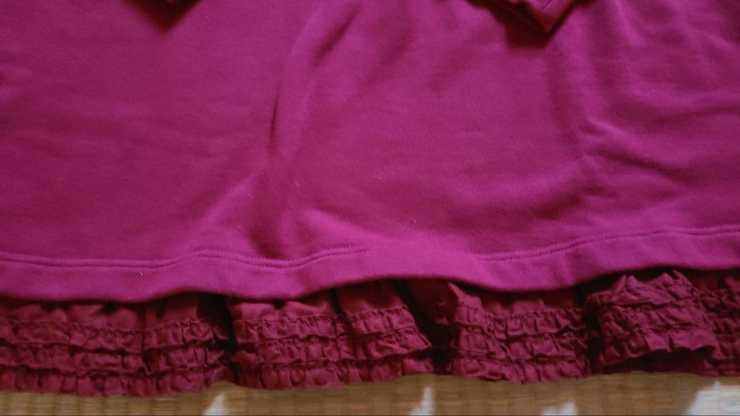 ピンクハウス　2022　フリル使いフーディチュニック　定価30800円