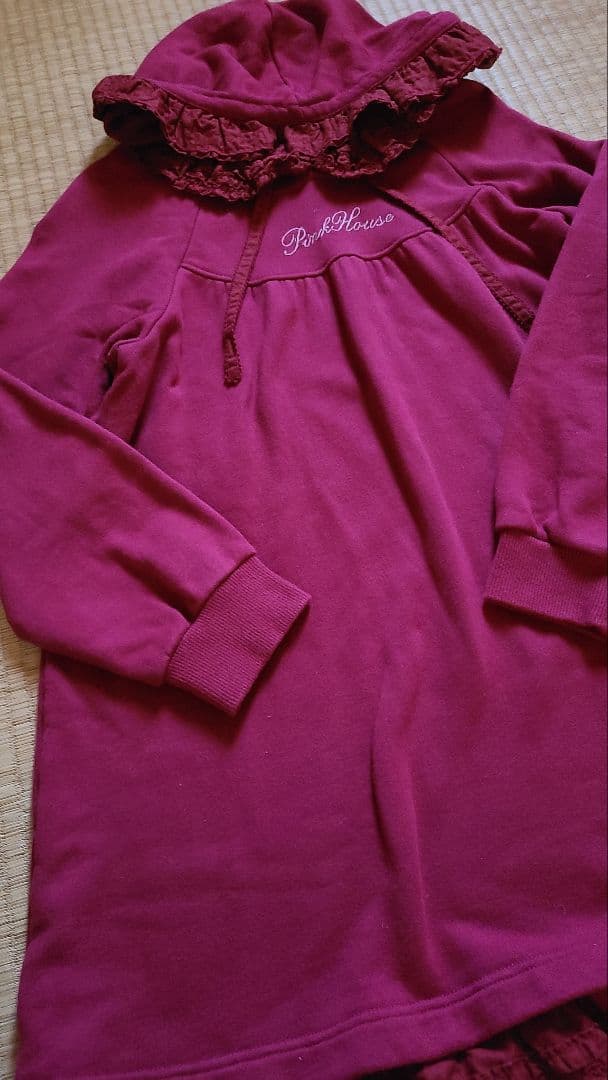 ピンクハウス　2022　フリル使いフーディチュニック　定価30800円