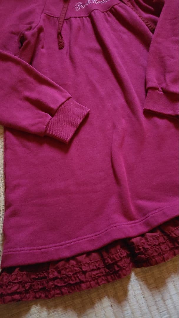 ピンクハウス　2022　フリル使いフーディチュニック　定価30800円