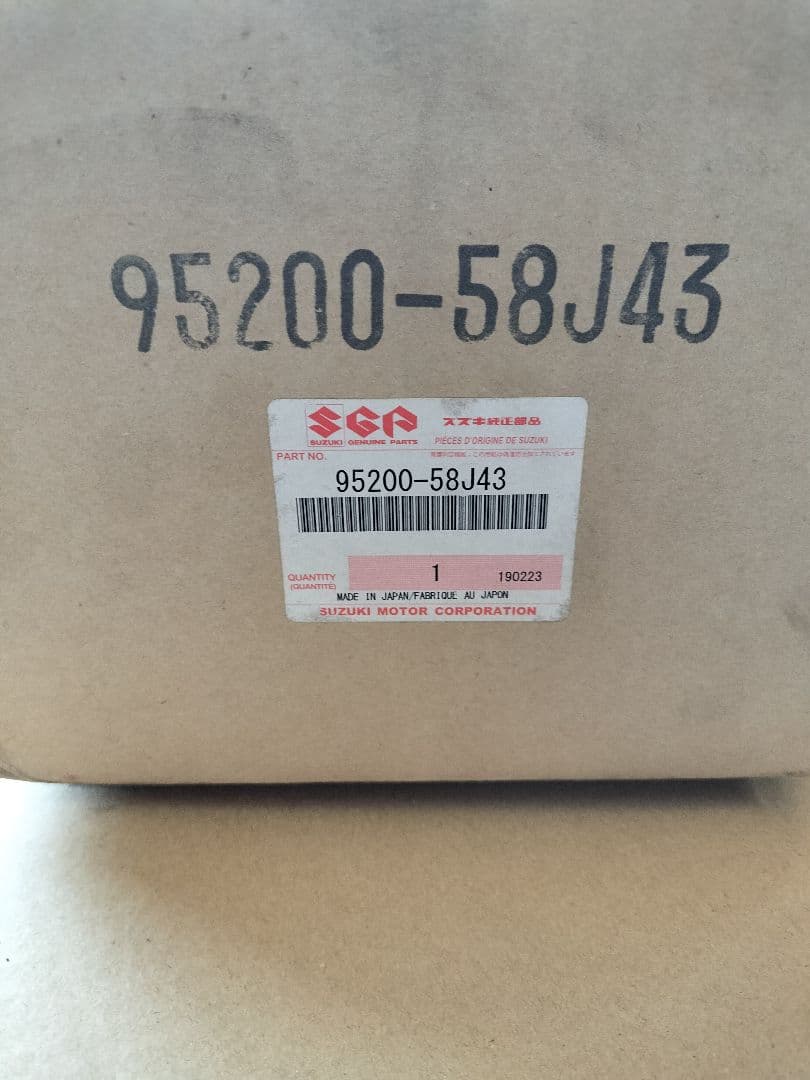 ワゴンR その他 純正エアコン コンプレッサー