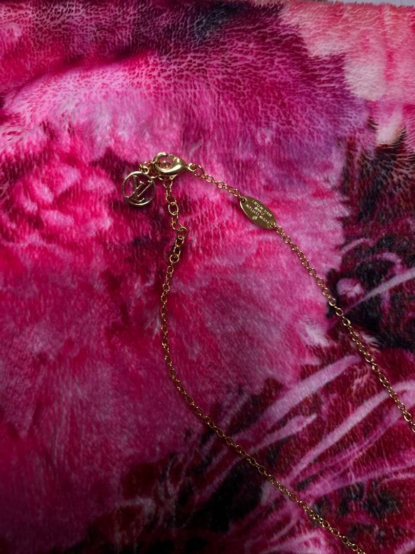 c*e様 ルイヴィトン エセンシャルV ネックレス 正規品