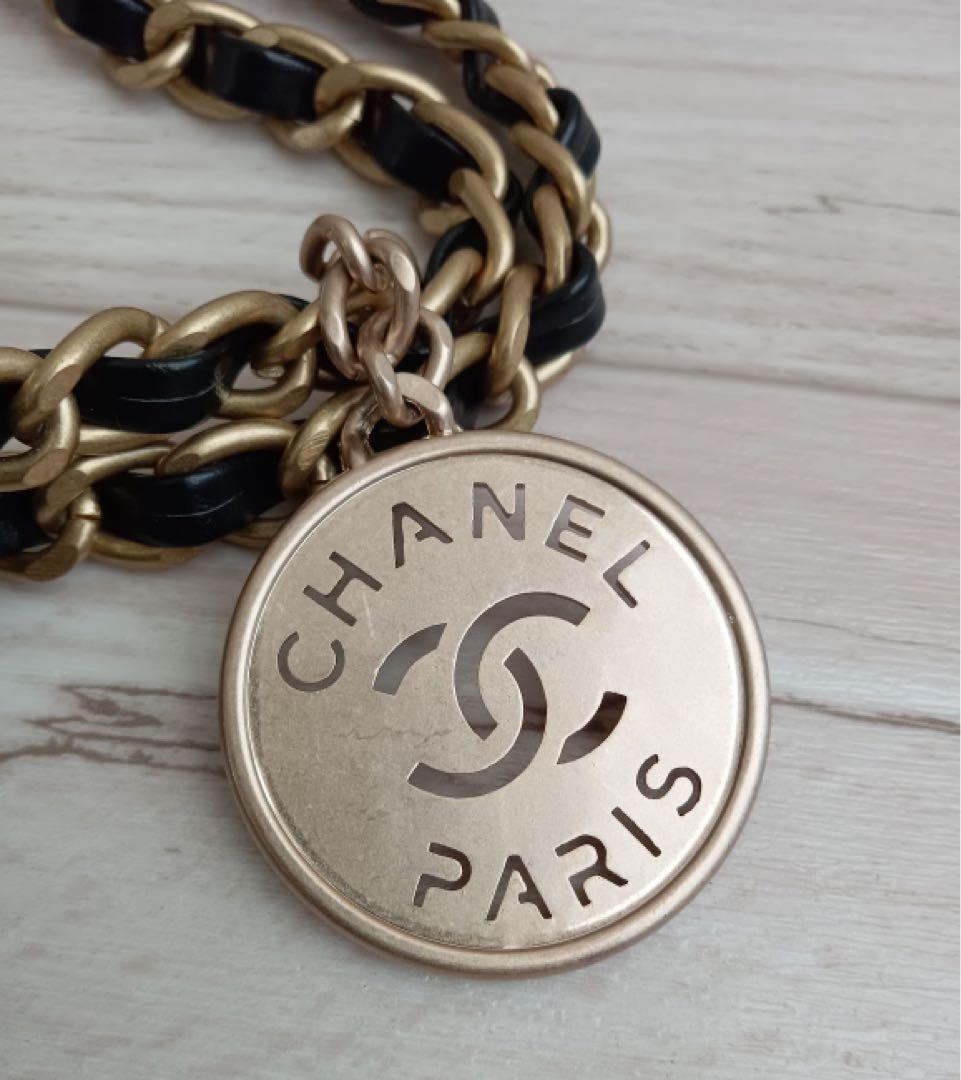 CHANEL キルティングレザークラッチバッグ チェーンストラップ シャネル