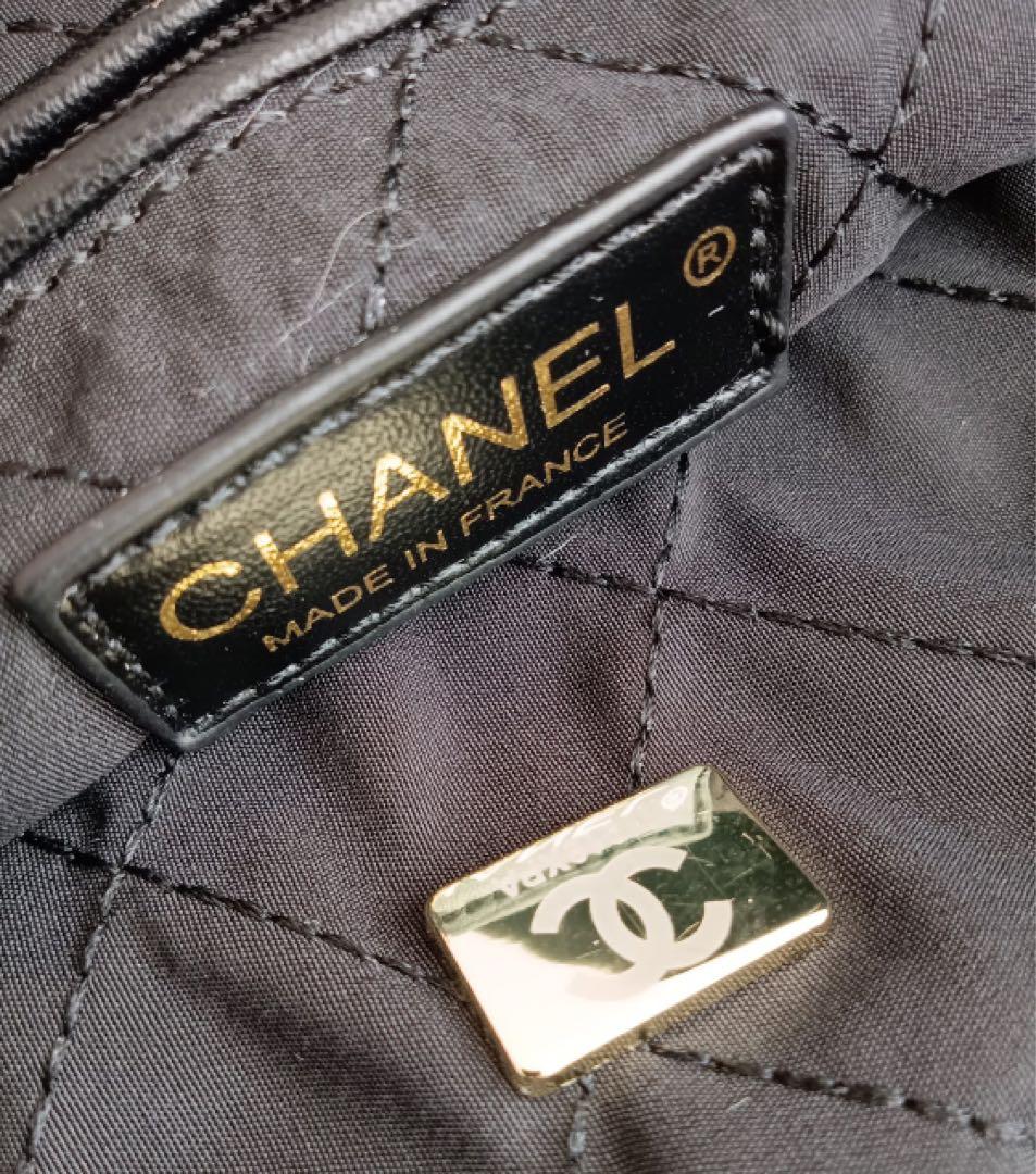 CHANEL キルティングレザークラッチバッグ チェーンストラップ シャネル