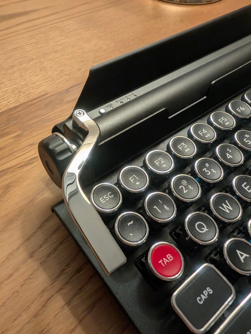 Qwerkywriter レトロタイプライター Bluetoothキーボード
