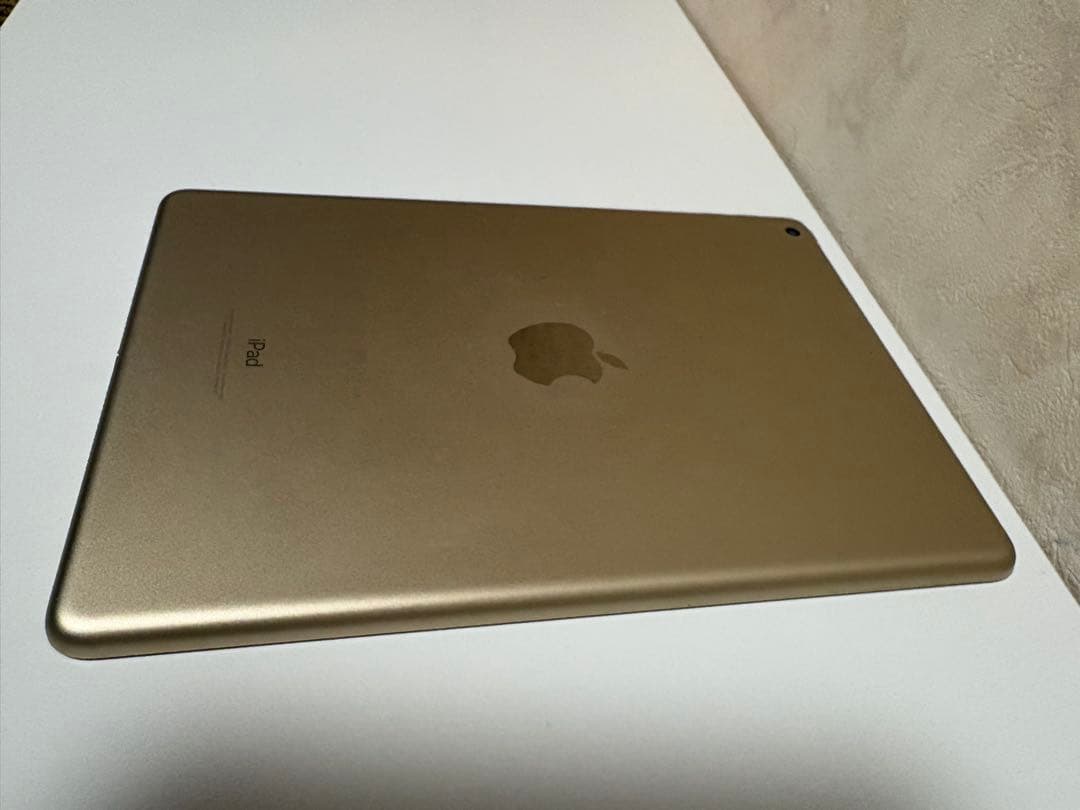 【Neko】iPad 第５世代　Wi-Fi 128GB