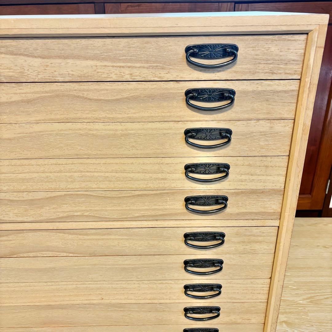 『概ね美品』桐箪笥 桐たんす 10段 和服 着物 衣裳箱 アンティーク