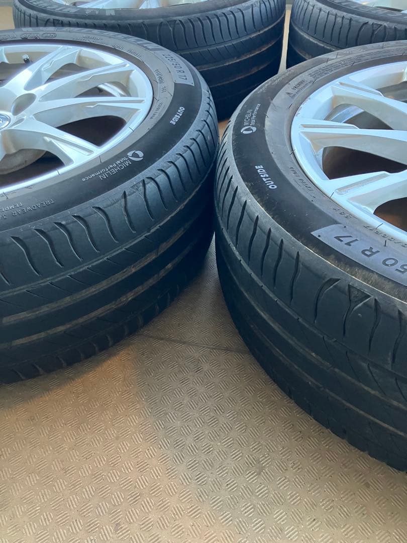 ミ*)様 Audi 17インチ ホイールセット Michelin