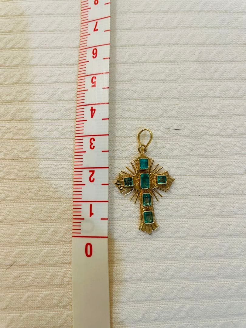 郷❤️K18 YG エメラルド クロス トップ
