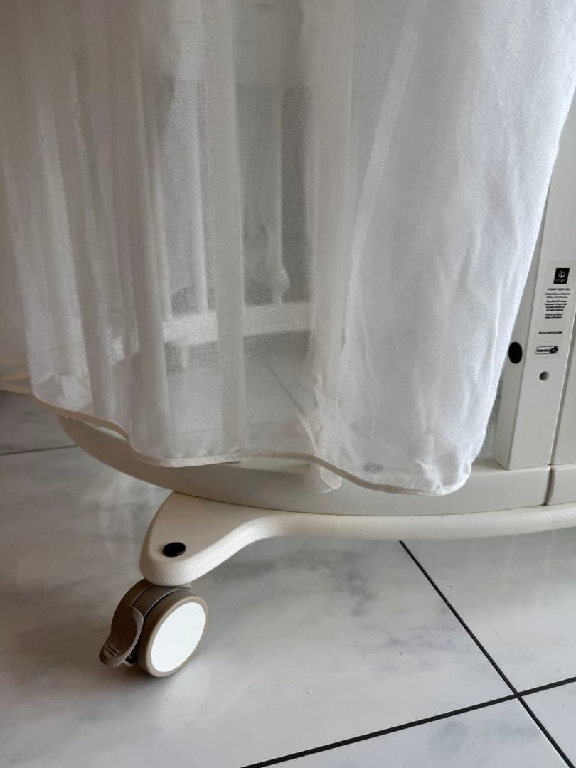 ベビーベッド　ストッケ　スリーピーミニ　ホワイト