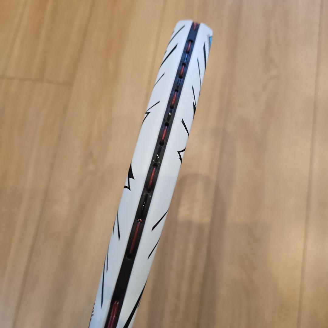 YONEX ボルトレイジ7Vステア