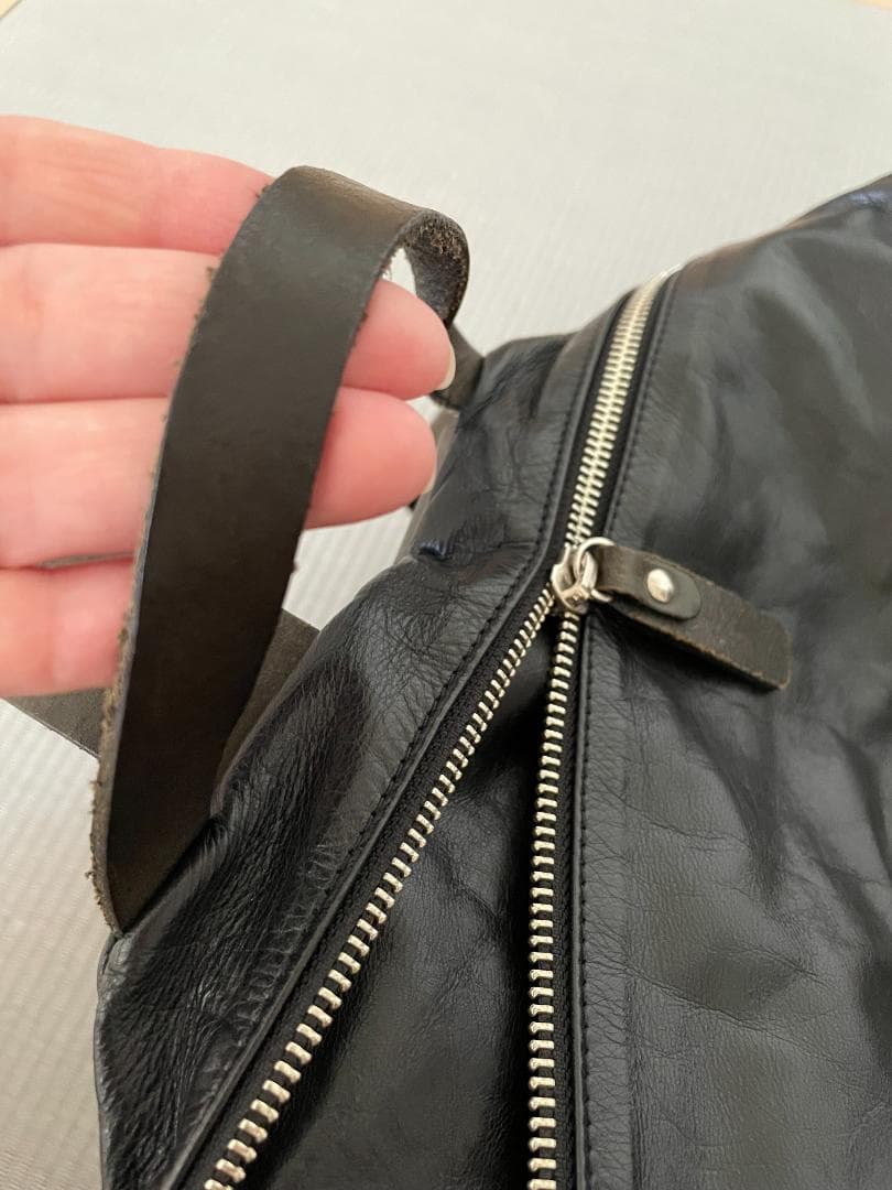 美品 m0851 BP73 本革バックパック 黒 通勤 通学 A4収納