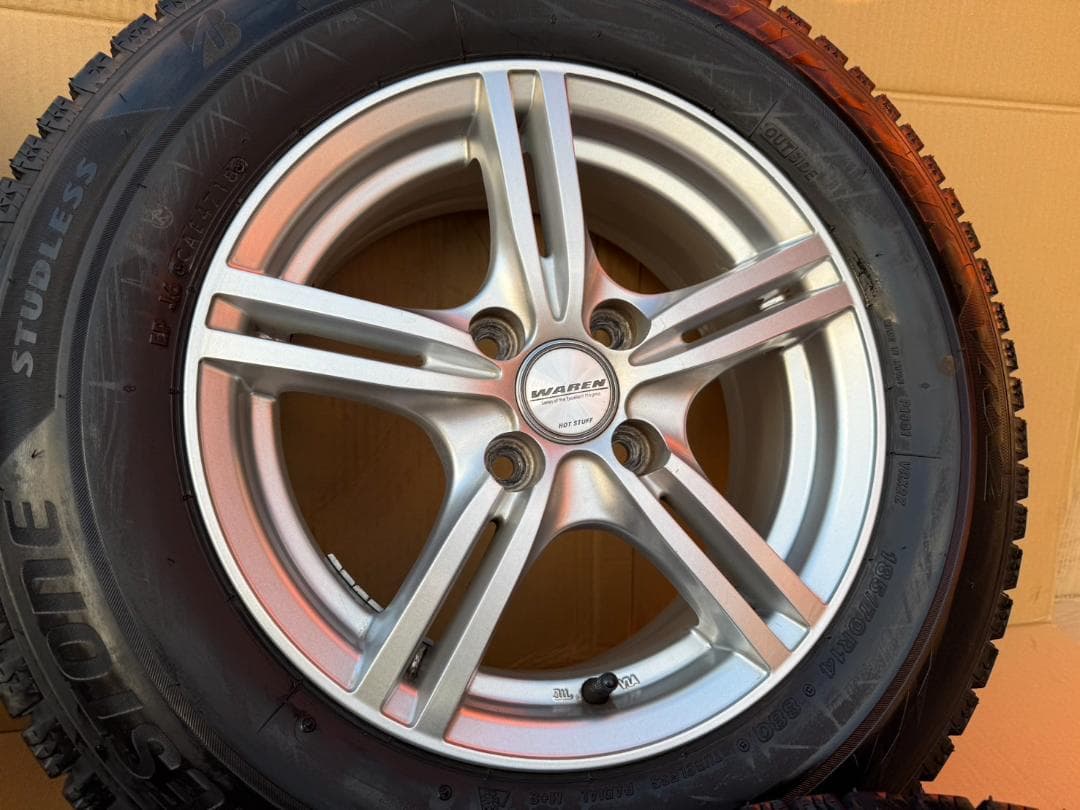 カローラ フリード (4H) ノート スタッドレスセット 185/70R14