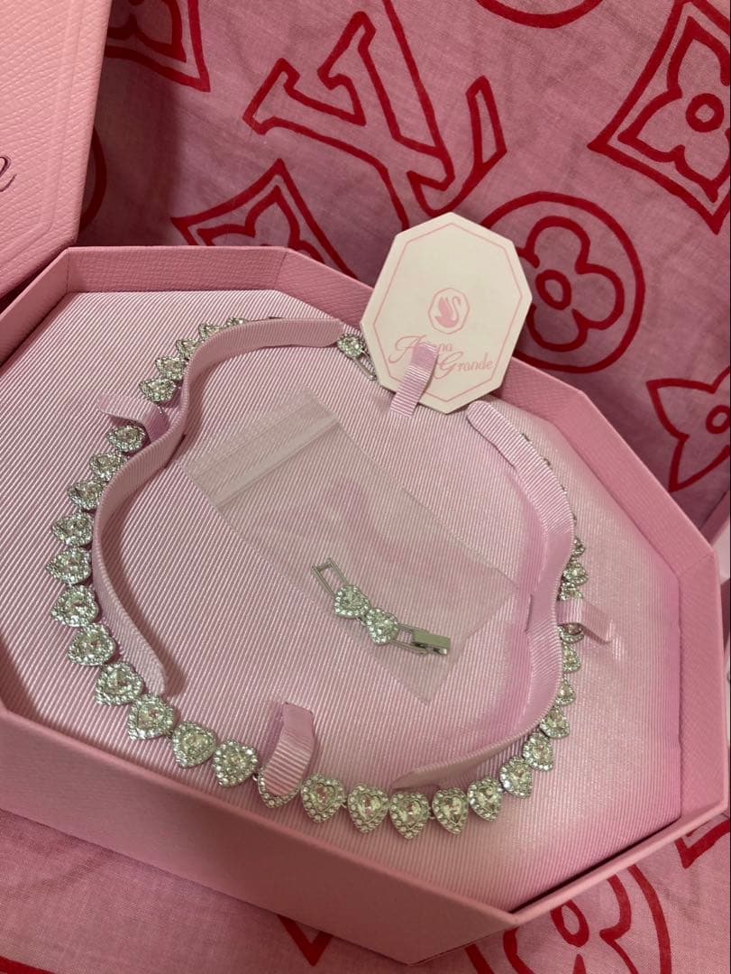 スワロフスキー★ハートネックレス＆イヤリング★セット売り★週末値下げ！！！