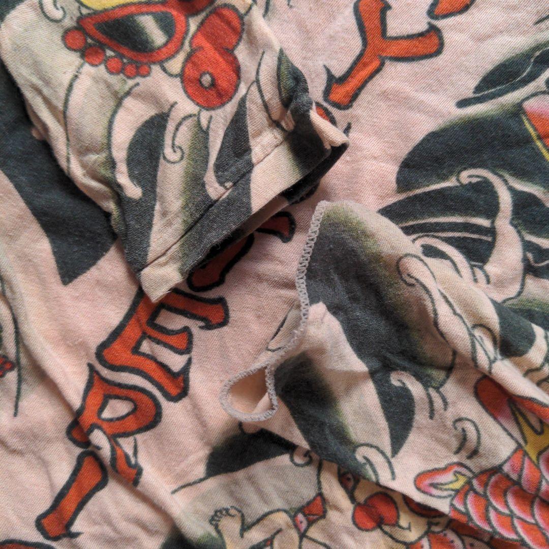 ヒスミニ　入れ墨　ロンＴ