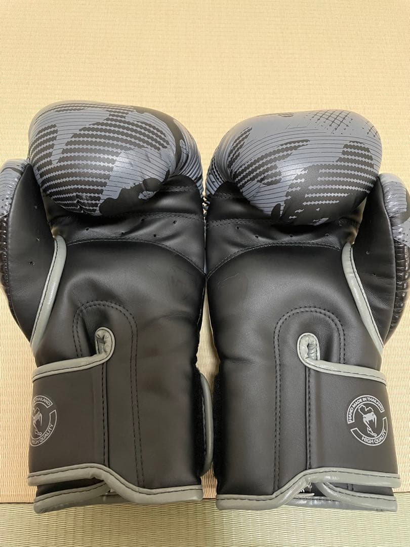 Venum Elite ボクシンググローブ 14oz セット