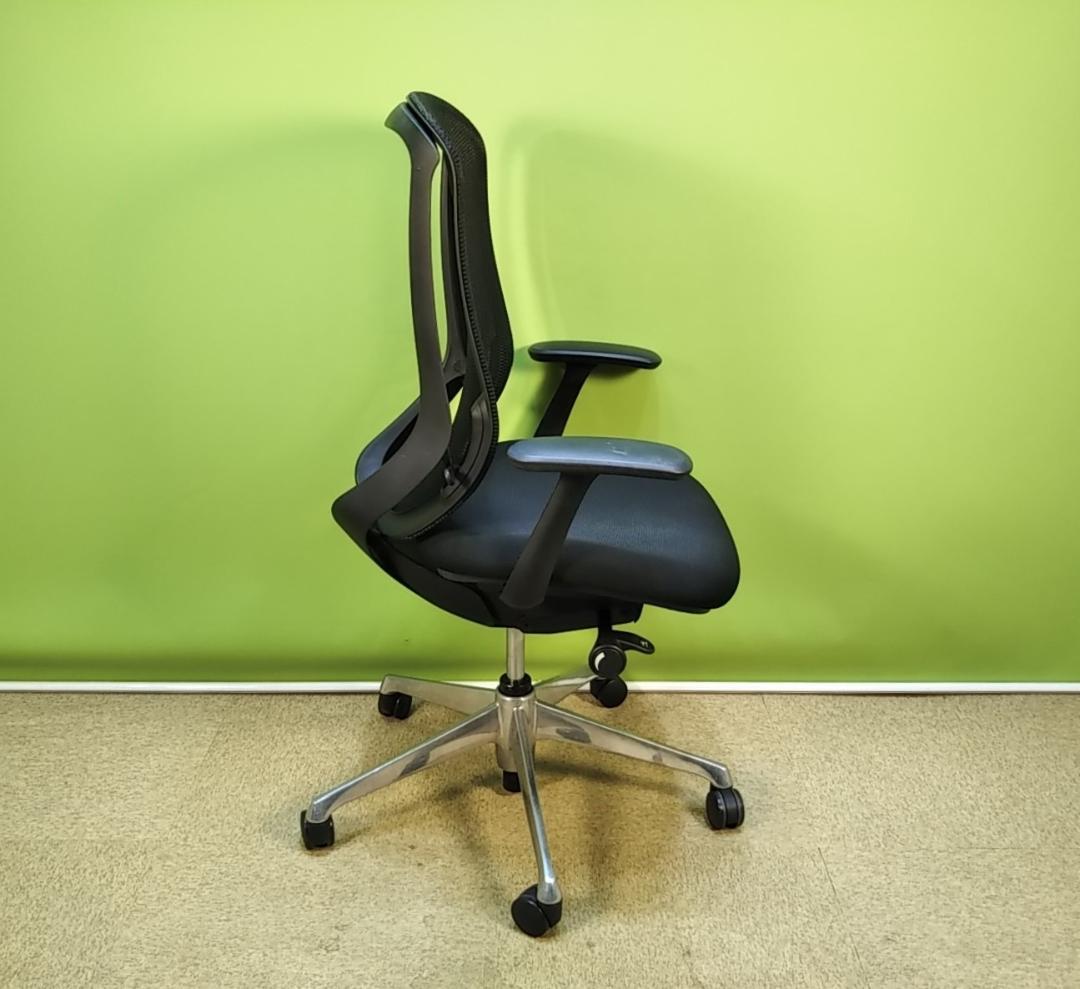 Dust EJK　ao オカムラ　シルフィーチェア　2017年　ハイバック