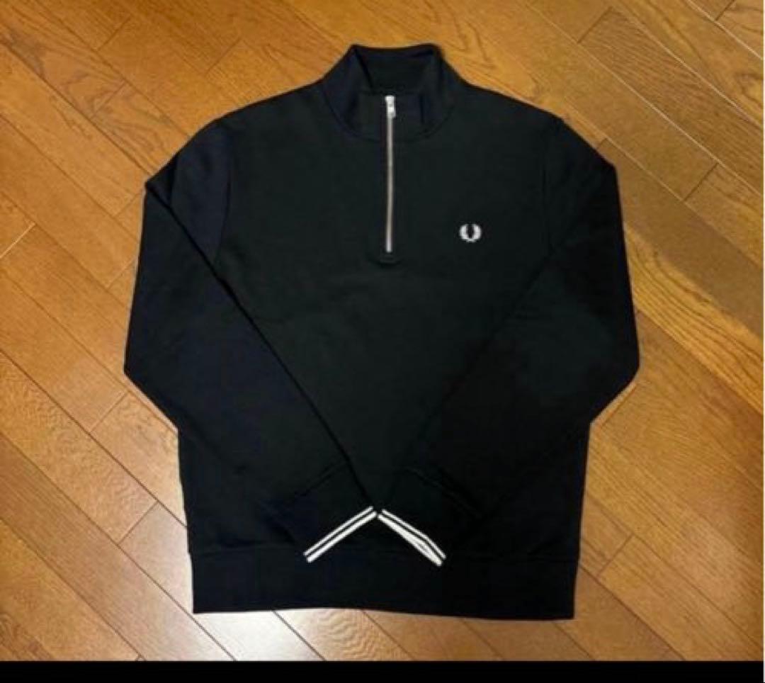 専用FRED PERRY ブラック ハーフジップ トレーナー