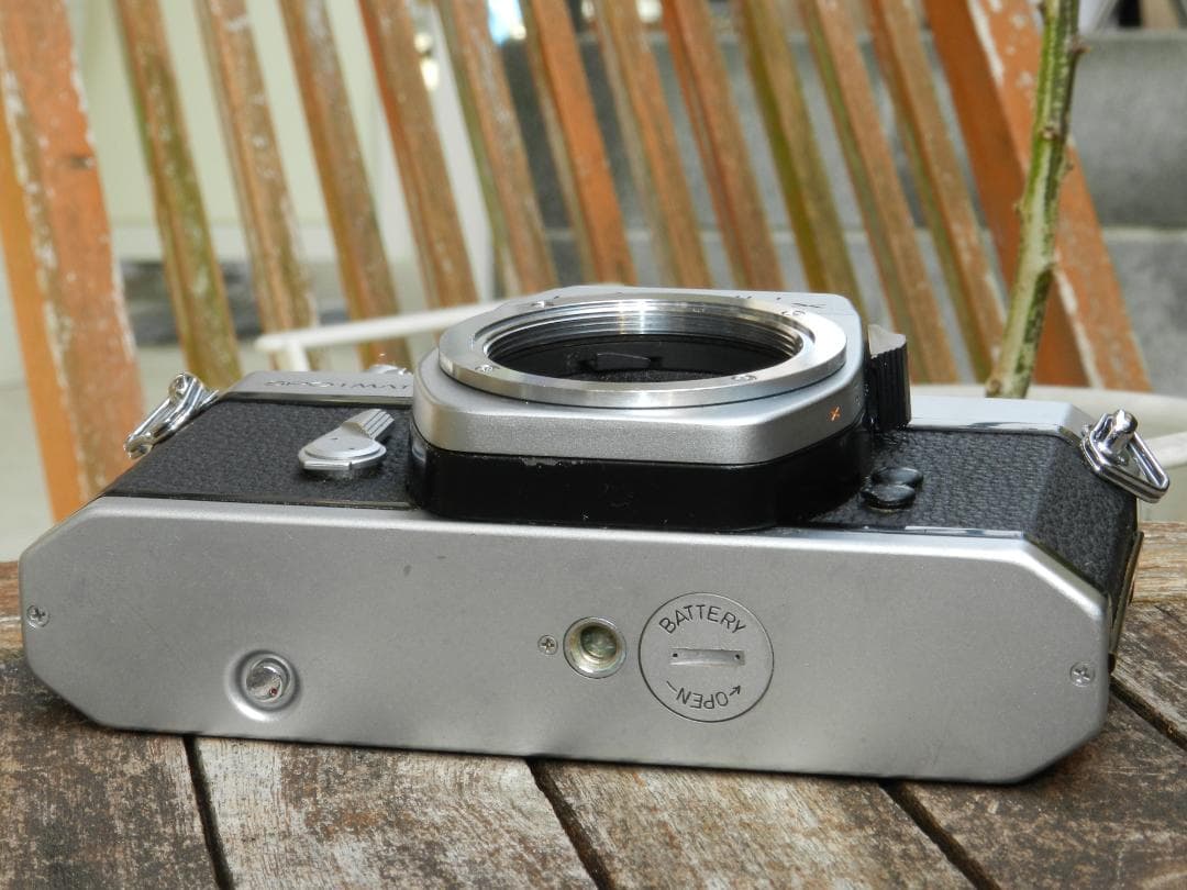 泣き虫　極美品　PENTAX SPOTMATIC F 一眼レフカメラ