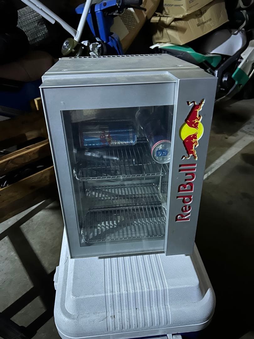 Red Bull ミニ冷蔵庫 コンパクト ガラス扉