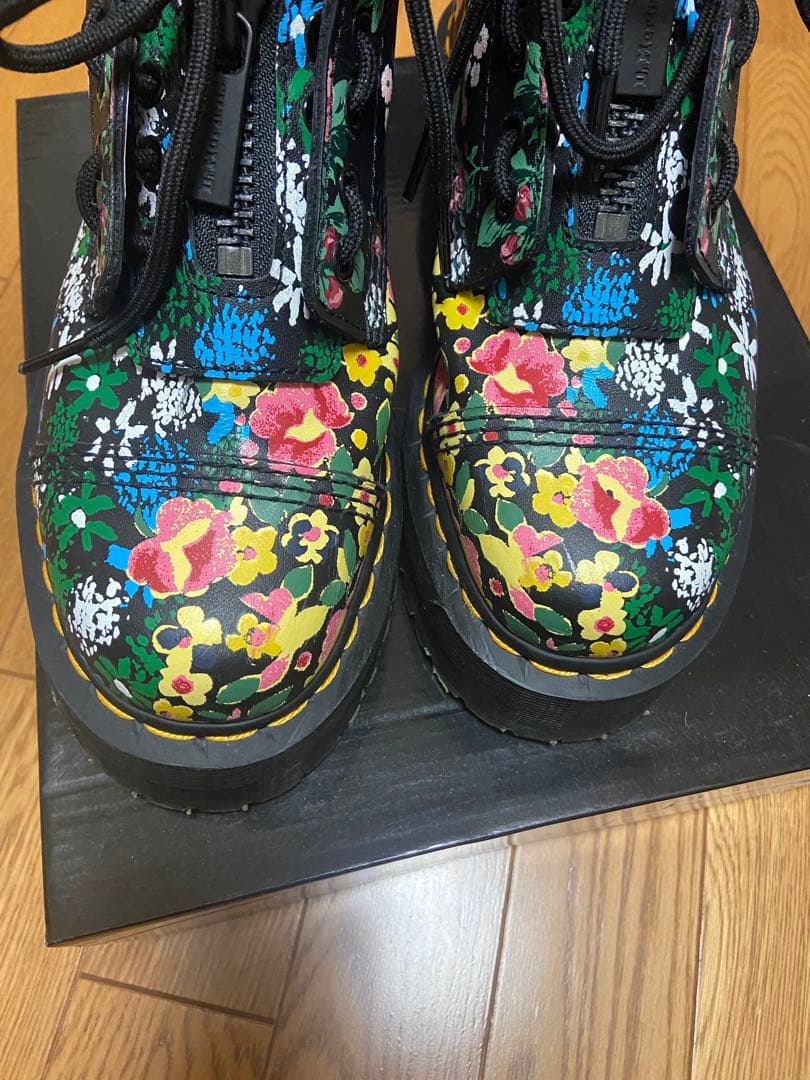 Dr. Martens ドクターマーチン 花柄 ブーツ チャック付き