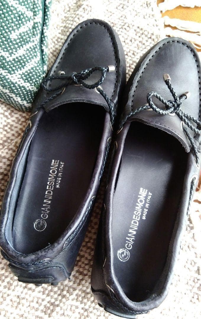 モカシン　革靴　ドライビングシューズ　ジャンニデシモーネ　メンズ　レディース