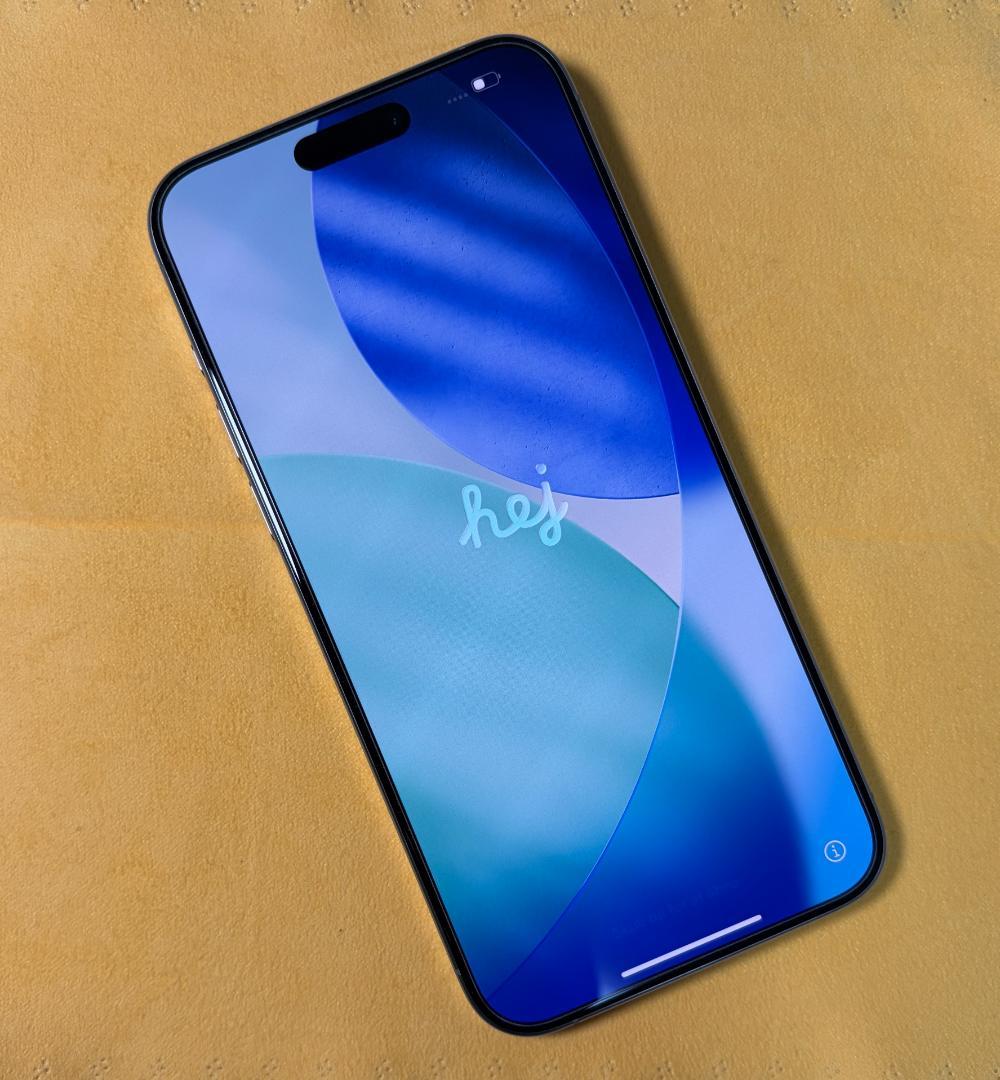 【美品】iPhone15Pro Max512GB＋ケース&保護フィルム