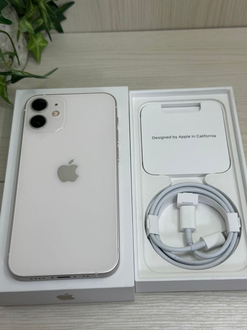 ✅✨美品・100％✨iPhone 12 mini 256GB ホワイト