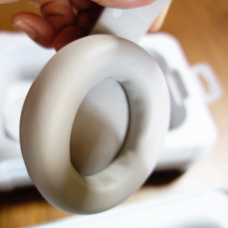 ミンサン様・Beats Studio Pro ワイヤレスヘッドホン サンドストン