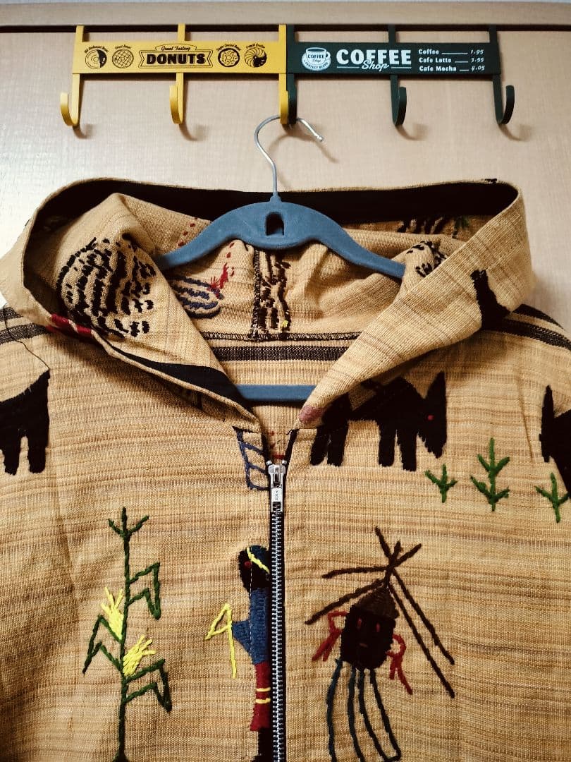 エスニック　ロングパーカー　ナカ族手刺繍衣類　注文商品　新品　タイ製