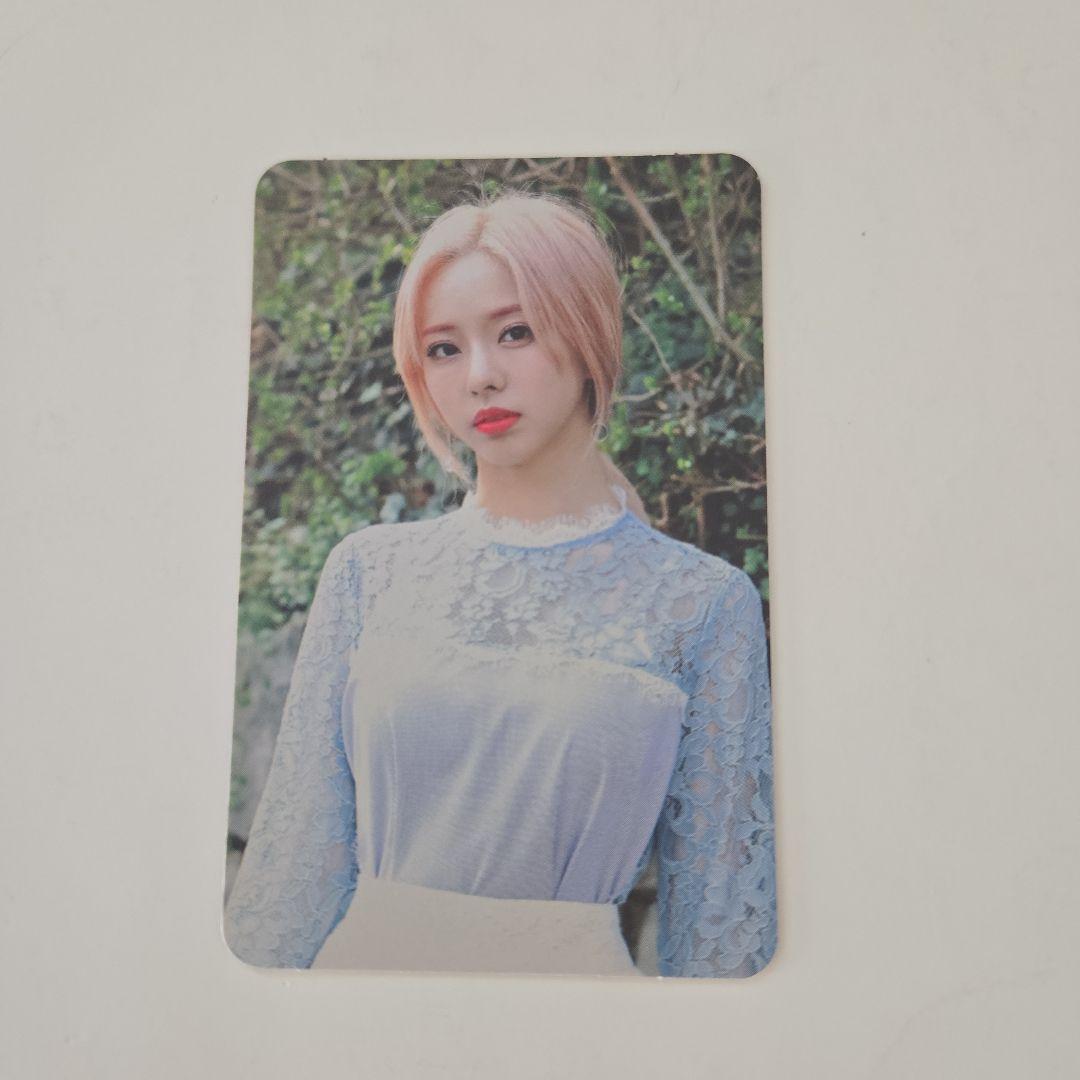 LOONA 1/3 Love&Evil 限定盤 ビビ トレカLoossemble