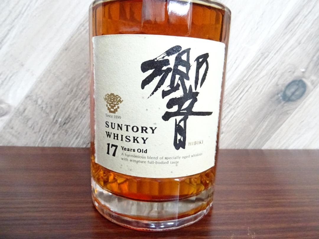 ケ*イ様 博011 サントリーウイスキー 響 17年 700ml 43％