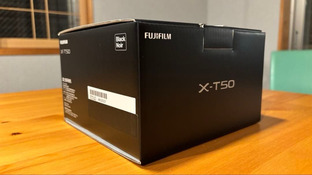[新品未開封] FUJIFILM X-T50 ボディのみ