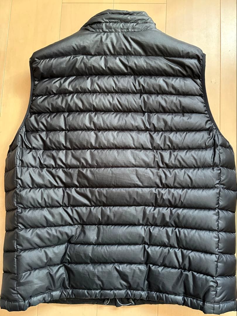 patagonia ブラック ダウンベスト XL