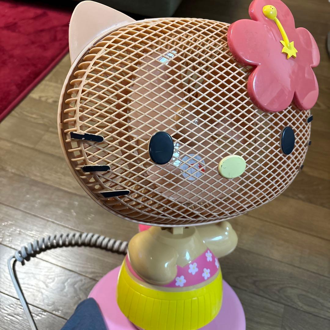 星*奨様 ✴︎日焼けハローキティ✴︎卓上扇風機