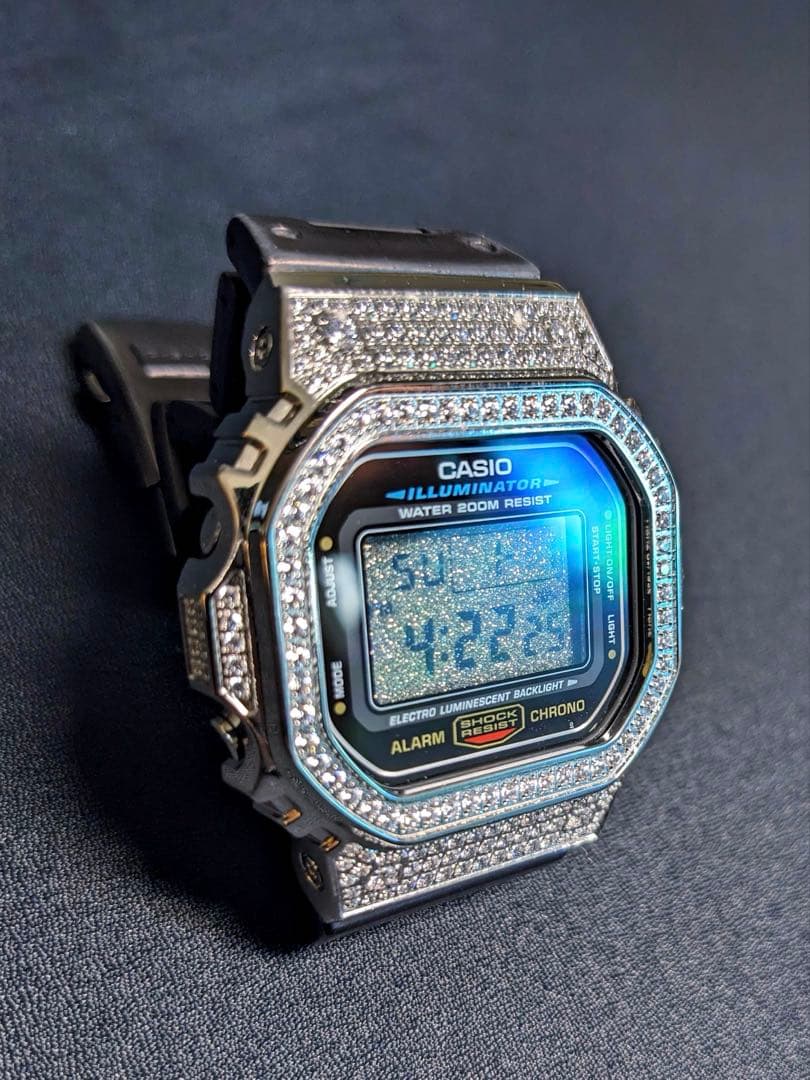 モアサナイトベゼル ラグジュアリー液晶 カスタム フルメタル VIP