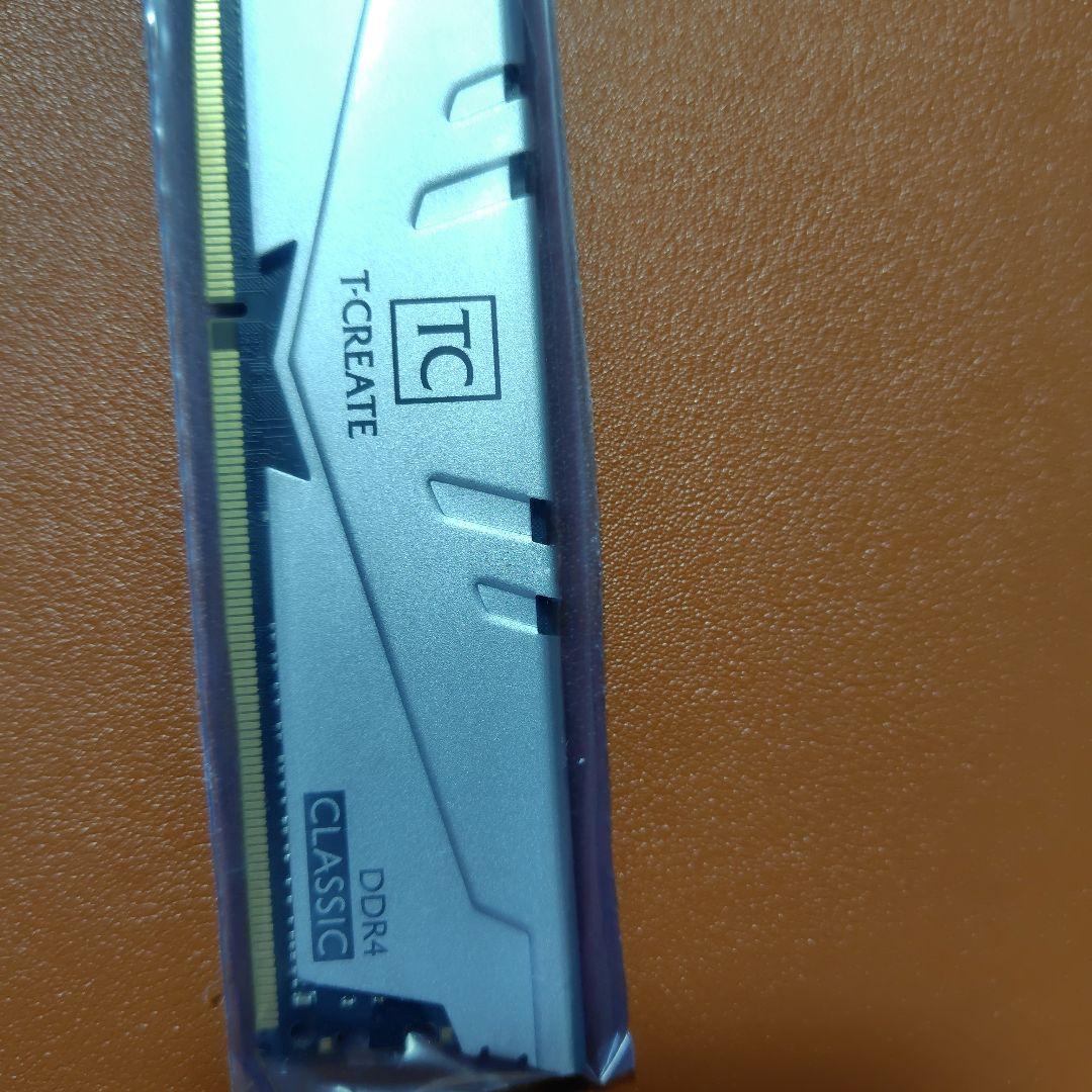 未使用新品　T-CREATE DDR4 CLASSIC メモリー 16GB　1枚