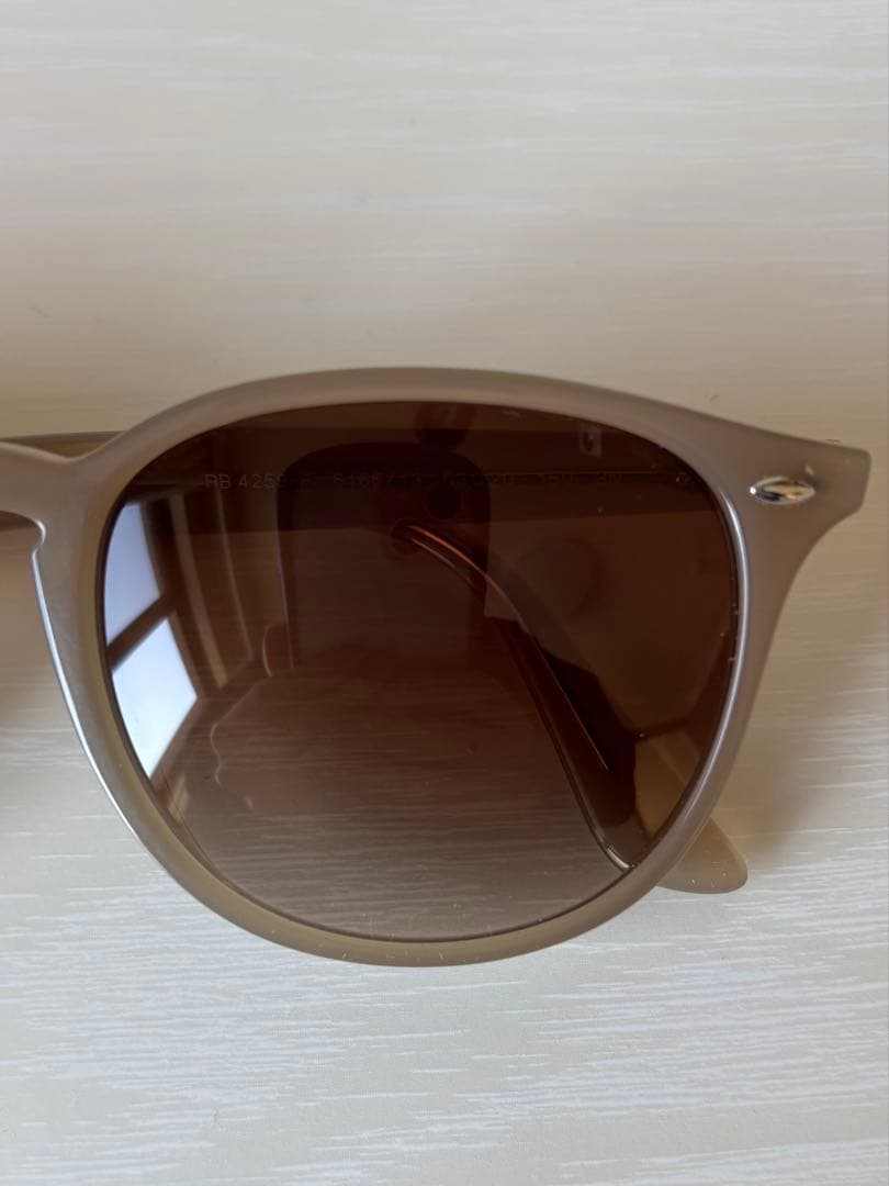 レイバン Ray-Ban サングラス ブラウン ベージュ