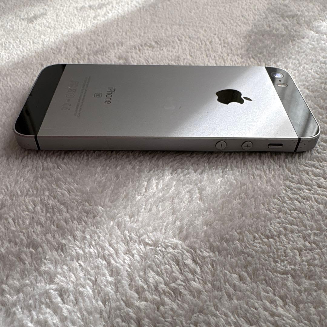 iPhone SE （第1世代）本体　スペースグレイ
