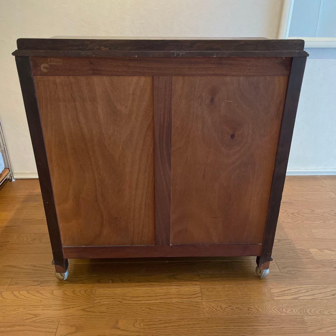 アンティーク オーク材　チェスト キャビネット　真鍮　キャスター