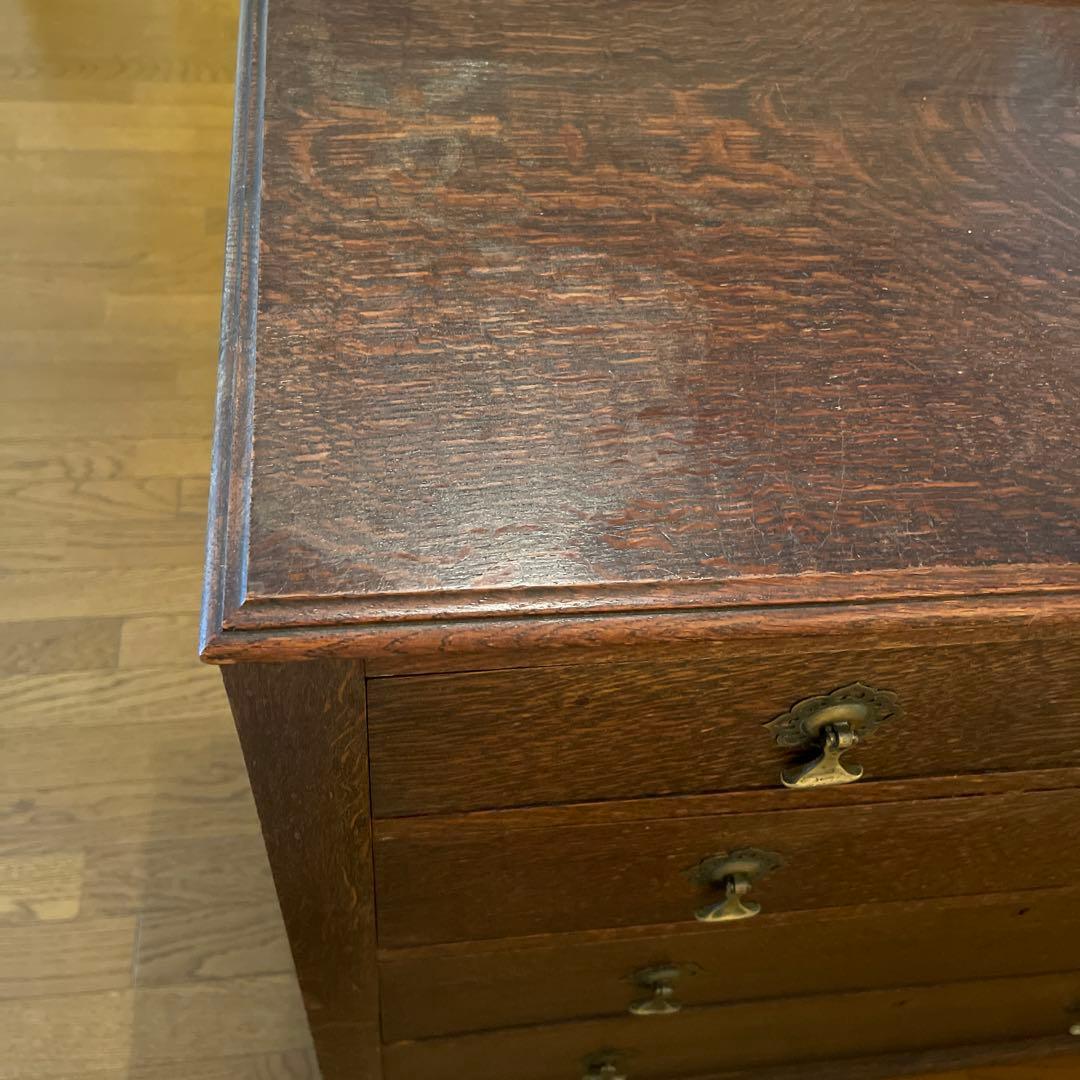 アンティーク オーク材　チェスト キャビネット　真鍮　キャスター