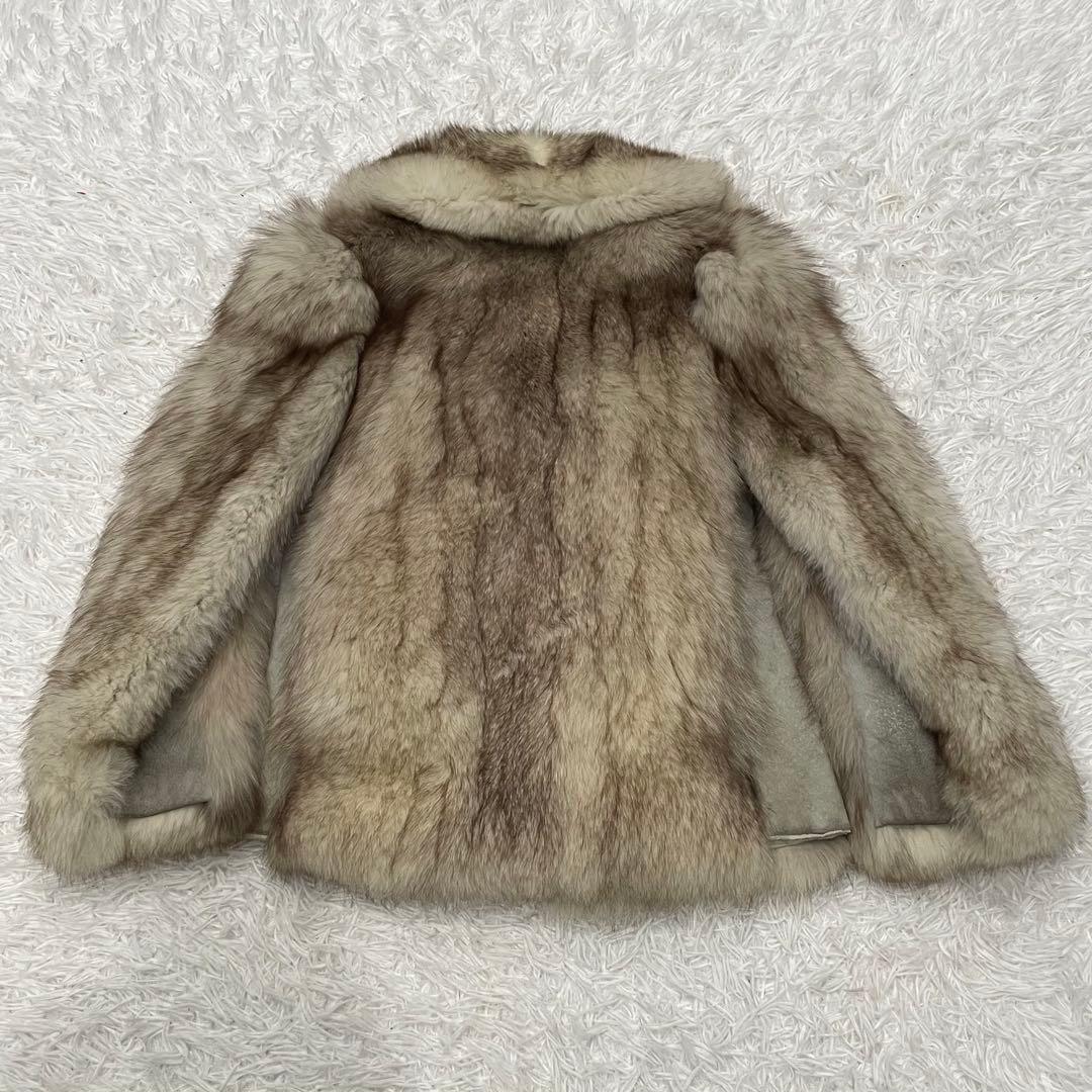 EMBA ブルーフォックス　ファーコート 毛皮　高品質　日本製　ベージュ 11号