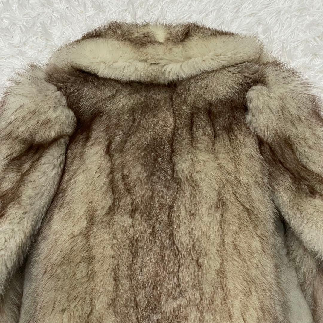EMBA ブルーフォックス　ファーコート 毛皮　高品質　日本製　ベージュ 11号