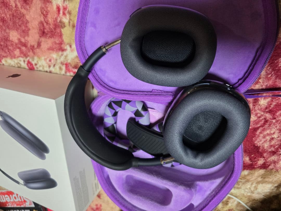 E*n様 AirPods Max第2世代 スペースグレー 専用ケース付き