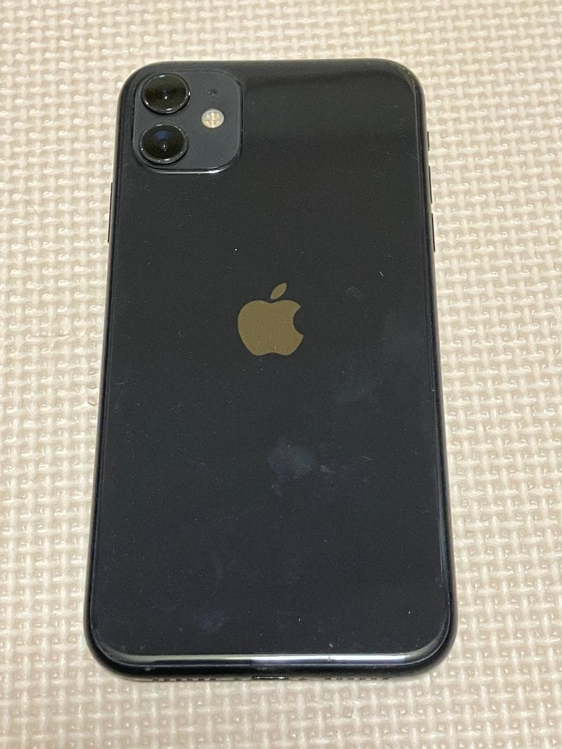 ☆iPhone11 64G ブラック SIMフリー 完済⑦ バッテリー72％☆