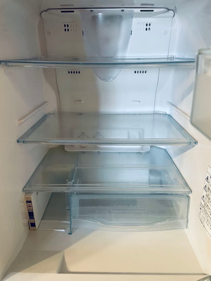 日立 3ドア 265L 冷凍冷蔵庫 R-S27AMV ホワイト レトロデザイン