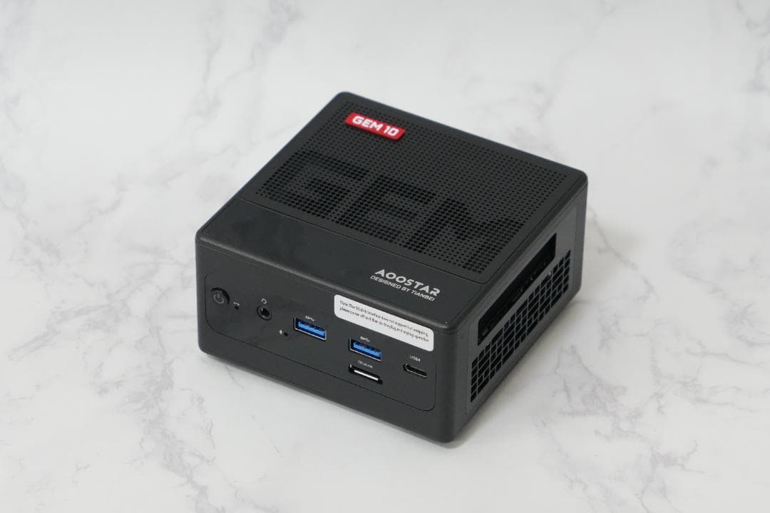 AOOSTAR GEM10 ミニPC (Ryzen7 7840HS)